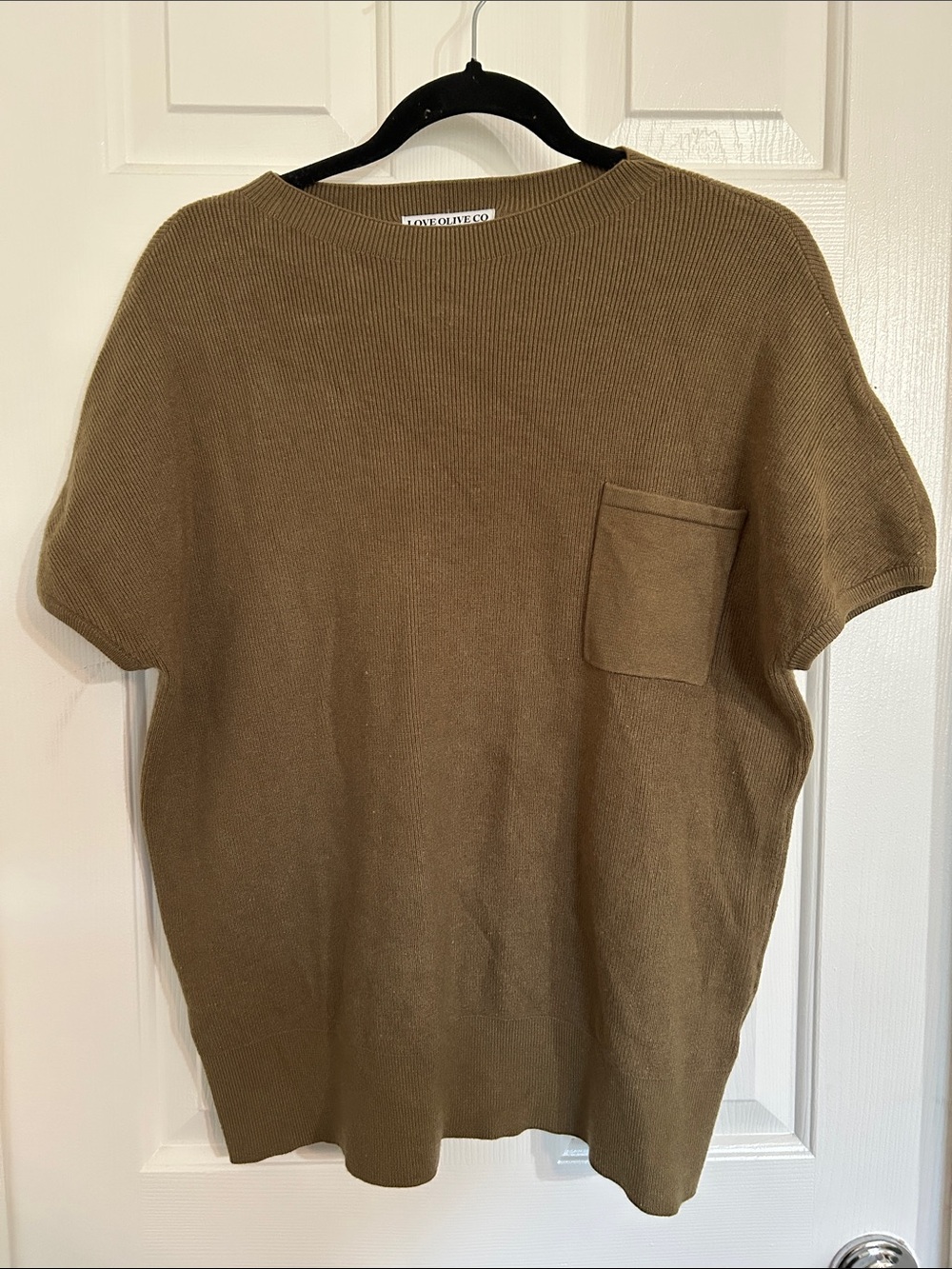 LOVE OLIVE CO Ribbed Knit Top in Olive Green